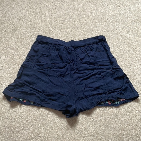 Hollister shorts size S - Picture 2 of 2